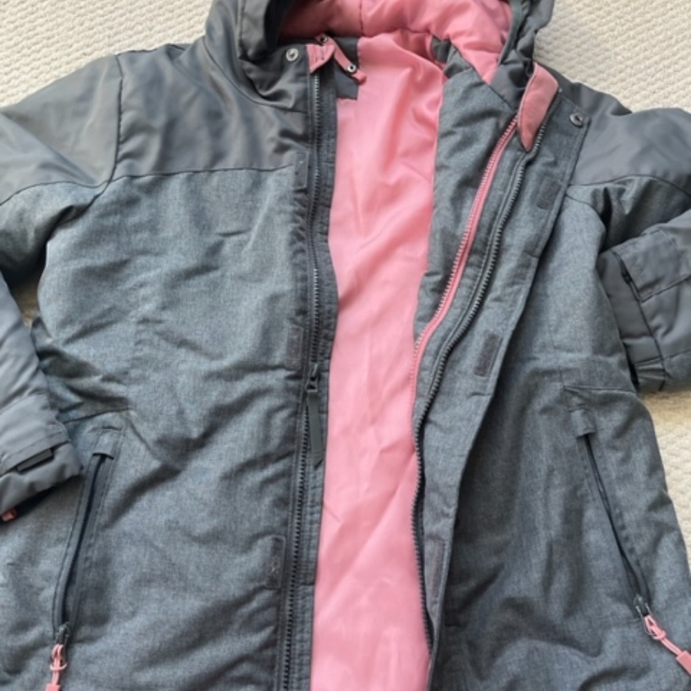 All In Motion Winter Jacket, 10/12 - Picture 5 of 7